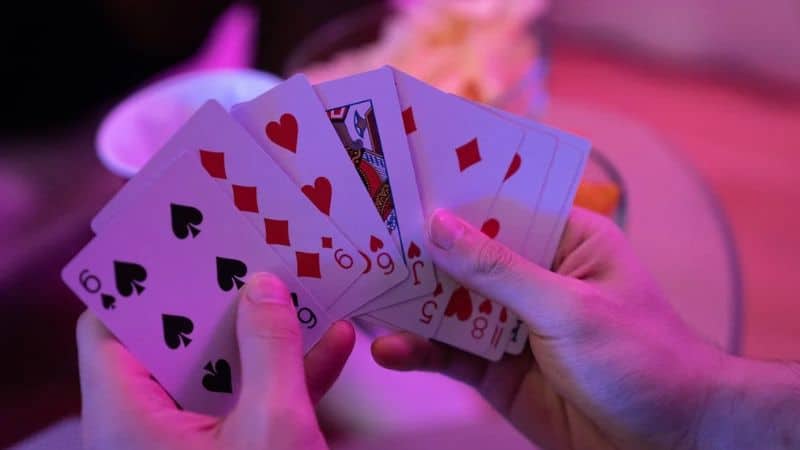 Lý do chọn game đánh bài online